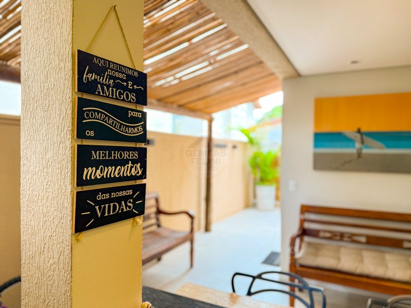 Casa em Condomínio na Praia de Juquehy - LOCAÇÃO COMPARTILHADA - São Sebastião - 