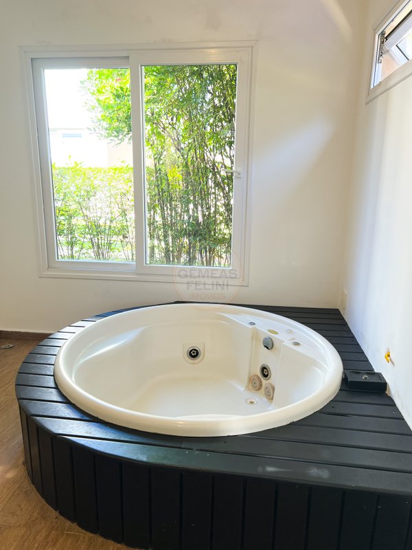 Casa em Condomínio na Praia de Juquehy - LOCAÇÃO COMPARTILHADA - São Sebastião - 