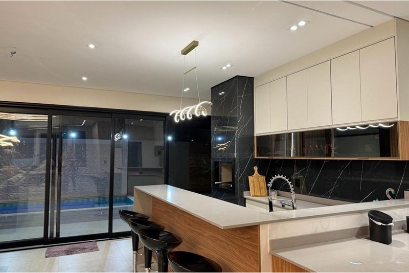Casa à Venda Condomínio Pampulha, 268 m² - 03 suites - Sorocaba - SP - R$ 1.690.000 Rua Plínio de Almeida Sorocaba - 