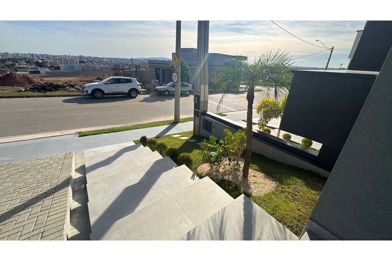 Casa à Venda Condomínio Pampulha, 268 m² - 03 suites - Sorocaba - SP - R$ 1.690.000 Rua Plínio de Almeida Sorocaba - 