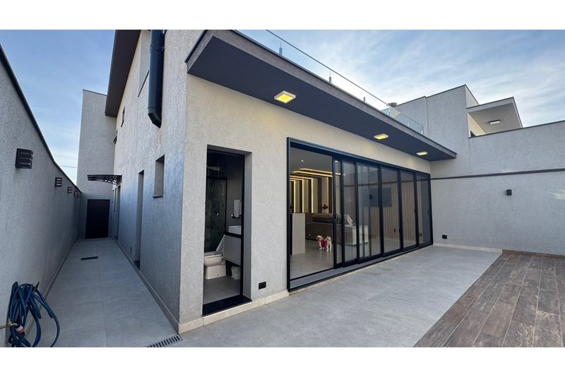 Casa à Venda Condomínio Pampulha, 268 m² - 03 suites - Sorocaba - SP - R$ 1.690.000 Rua Plínio de Almeida Sorocaba - 