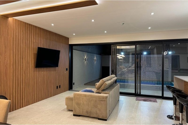 Casa à Venda Condomínio Pampulha, 268 m² - 03 suites - Sorocaba - SP - R$ 1.690.000 Rua Plínio de Almeida Sorocaba - 