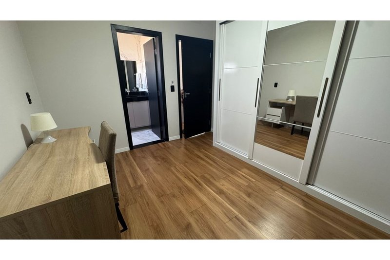 Casa à Venda Condomínio Pampulha, 268 m² - 03 suites - Sorocaba - SP - R$ 1.690.000 Rua Plínio de Almeida Sorocaba - 