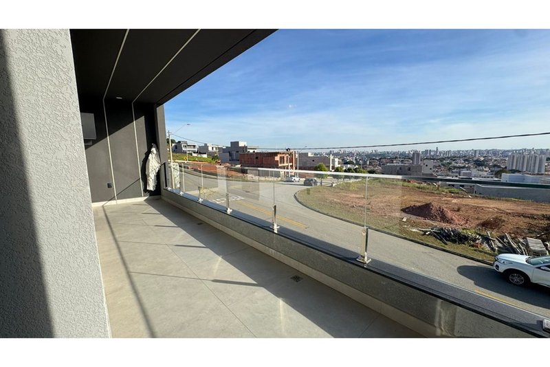 Casa à Venda Condomínio Pampulha, 268 m² - 03 suites - Sorocaba - SP - R$ 1.690.000 Rua Plínio de Almeida Sorocaba - 