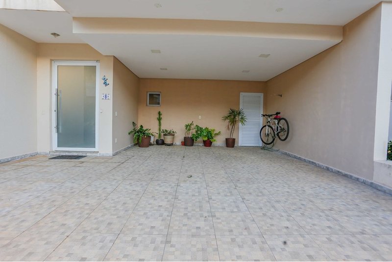 Casa à venda - 236m - R$ 1.200.000 - 3 Suites - Condomínio Portal da Primavera Sorocaba/SP Rua Vidal de Araújo Sorocaba - 