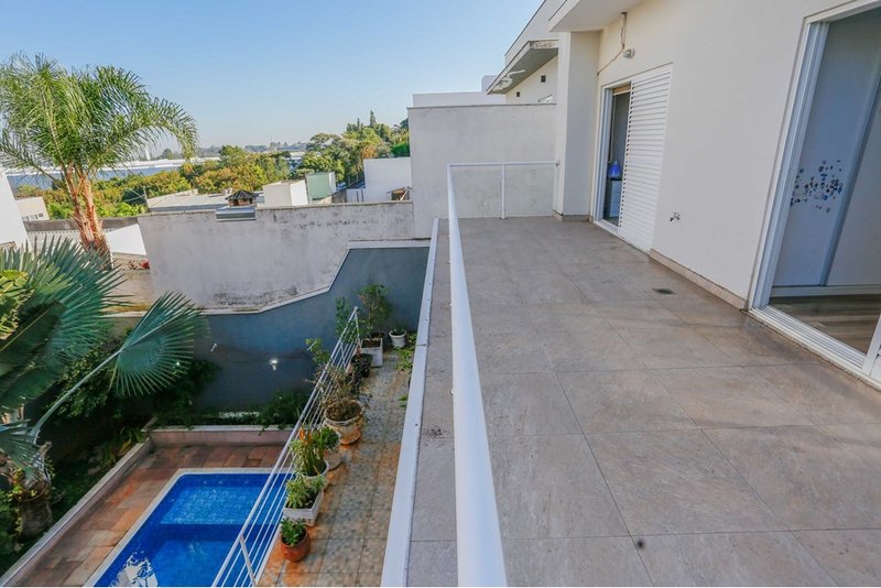 Casa à venda - 236m - R$ 1.200.000 - 3 Suites - Condomínio Portal da Primavera Sorocaba/SP Rua Vidal de Araújo Sorocaba - 