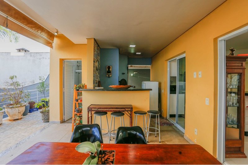 Casa à venda - 236m - R$ 1.200.000 - 3 Suites - Condomínio Portal da Primavera Sorocaba/SP Rua Vidal de Araújo Sorocaba - 