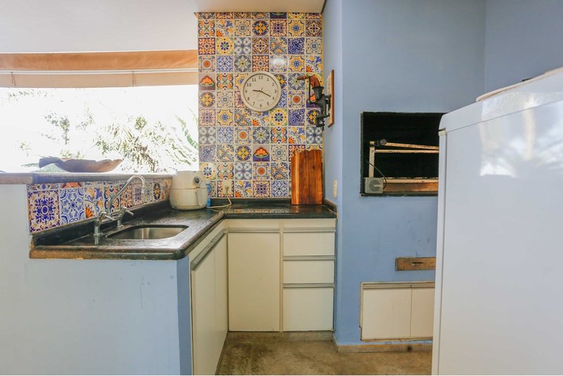 Casa à venda - 236m - R$ 1.200.000 - 3 Suites - Condomínio Portal da Primavera Sorocaba/SP Rua Vidal de Araújo Sorocaba - 