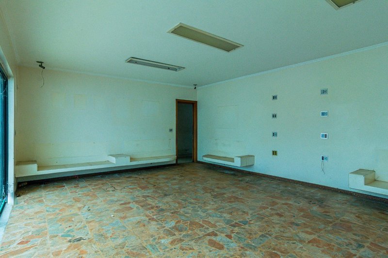 Sobrado 628m² no Alto da Lapa 2 suítes 8 vagas Rua Curuzu São Paulo - 
