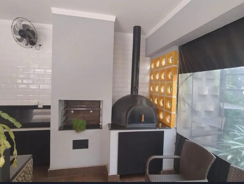 Casa à venda no Parque Rural Fazenda Santa Cândida – Campinas Rua Mirta Coluccini Porto Campinas - 