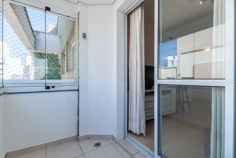 Apartamento 42m² na Vila Mariana 1 suíte 1 vaga Rua Arminda Fernandes de Almeida São Paulo - 