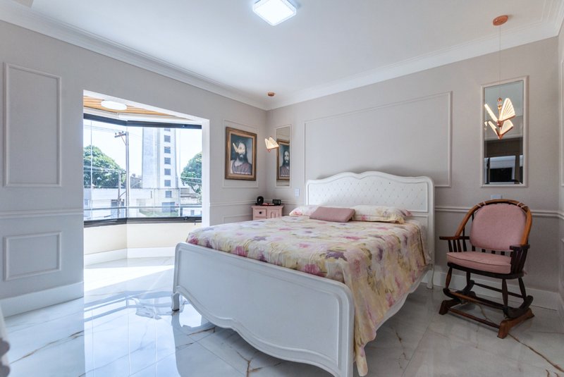 Apartamento 115m² na Vila Dom Pedro I 3 dorm 1 suíte 2 vagas Rua Gama Lobo São Paulo - 
