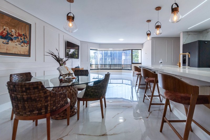 Apartamento 115m² na Vila Dom Pedro I 3 dorm 1 suíte 2 vagas Rua Gama Lobo São Paulo - 
