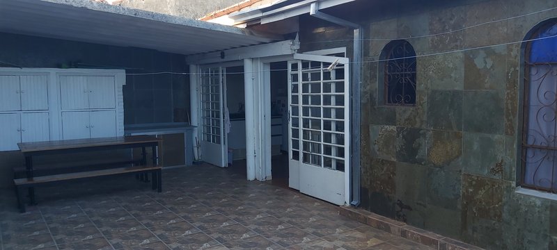 ÓTIMA OPÇÃO - CASA GRANDE PARA RESIDENCIA OU COMERCIO NO CENTRO DE BOITUVA/SP Rua Seis de Setembro Boituva - 