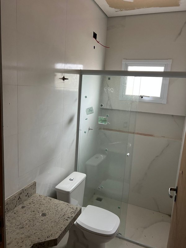 🏡 Oportunidade Imperdível em reforma!! – Casa à Venda no Golfinho - Caraguatatuba - 