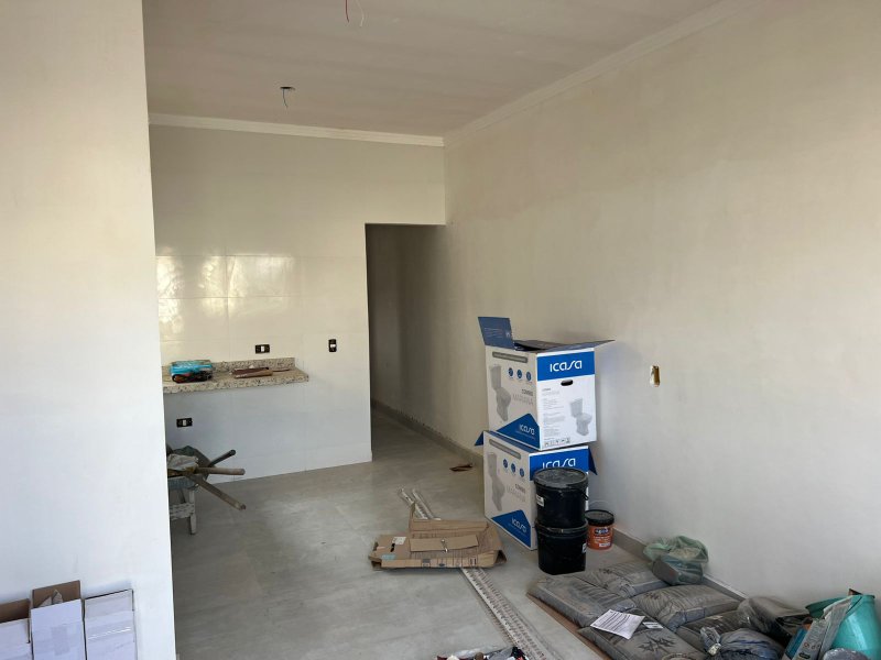 🏡 Oportunidade Imperdível em reforma!! – Casa à Venda no Golfinho - Caraguatatuba - 