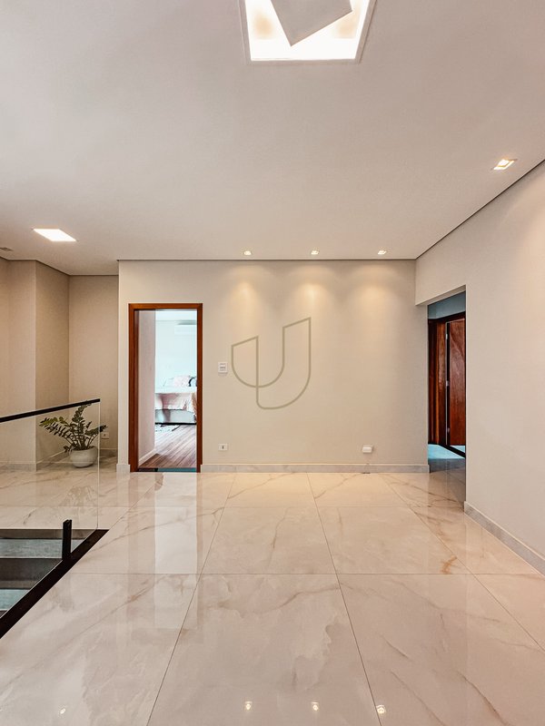 Casa com 3 Dormitórios no Reserva Rudá Avenida Robson Custódio Machado São José dos Campos - 