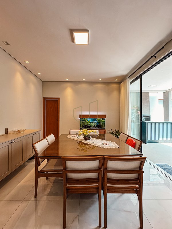 Casa com 3 Dormitórios no Reserva Rudá Avenida Robson Custódio Machado São José dos Campos - 