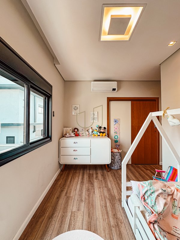 Casa com 3 Dormitórios no Reserva Rudá Avenida Robson Custódio Machado São José dos Campos - 
