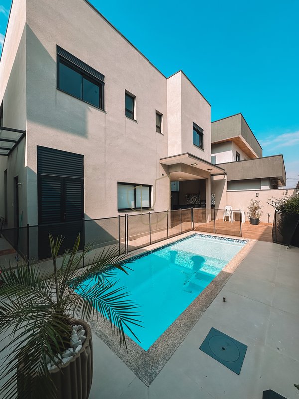 Casa com 3 Dormitórios no Reserva Rudá Avenida Robson Custódio Machado São José dos Campos - 