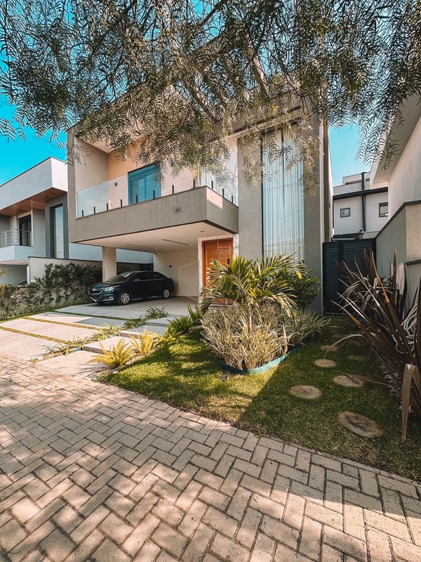 Casa com 3 Dormitórios no Reserva Rudá Avenida Robson Custódio Machado São José dos Campos - 
