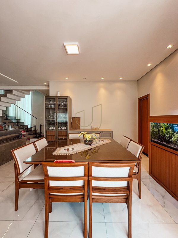 Casa com 3 Dormitórios no Reserva Rudá Avenida Robson Custódio Machado São José dos Campos - 