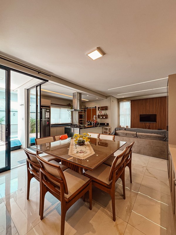 Casa com 3 Dormitórios no Reserva Rudá Avenida Robson Custódio Machado São José dos Campos - 
