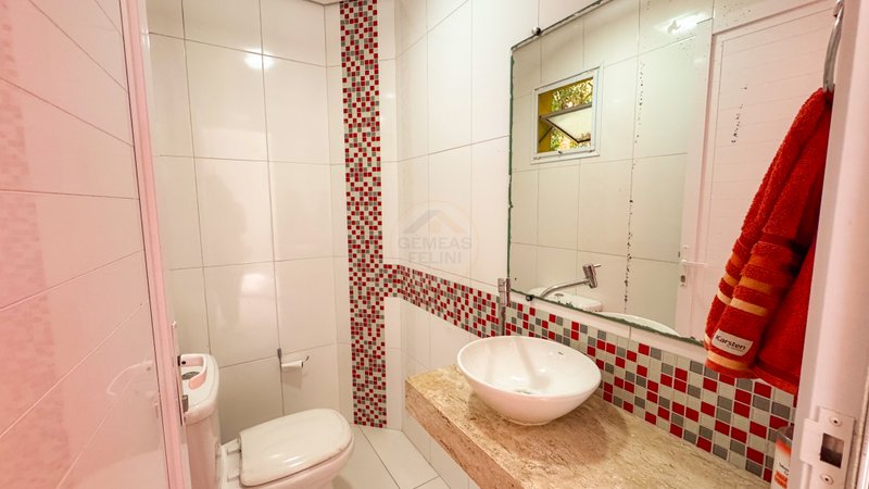 Casa Exclusiva com Natureza e Lazer na Praia de Barra do Una  São Sebastião - 