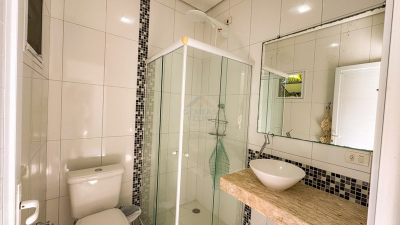 Casa Exclusiva com Natureza e Lazer na Praia de Barra do Una  São Sebastião - 
