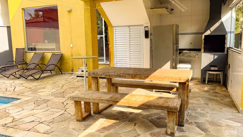 Casa Exclusiva com Natureza e Lazer na Praia de Barra do Una  São Sebastião - 