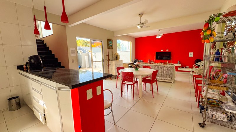 Casa Exclusiva com Natureza e Lazer na Praia de Barra do Una  São Sebastião - 