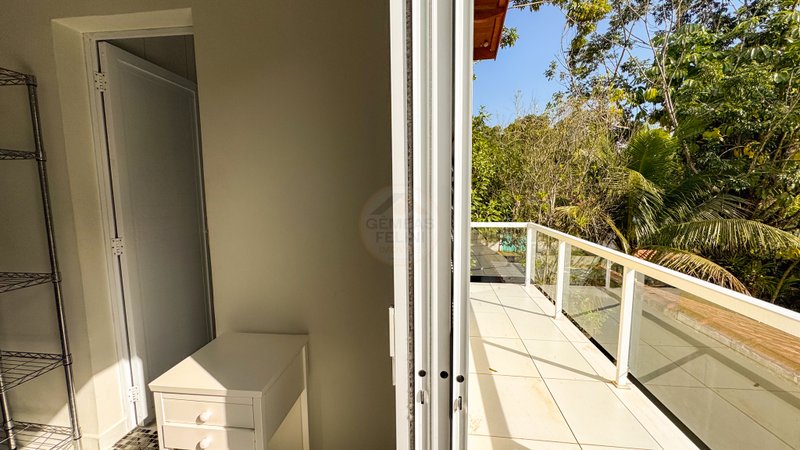 Casa Exclusiva com Natureza e Lazer na Praia de Barra do Una  São Sebastião - 