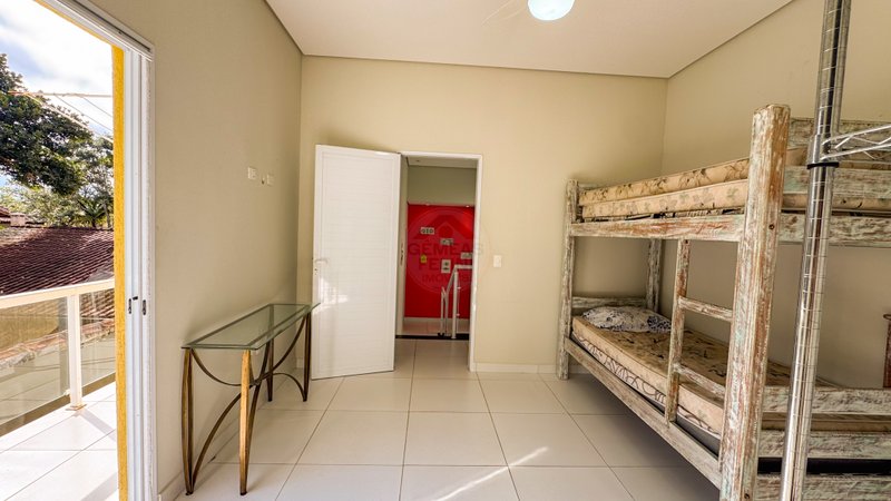 Casa Exclusiva com Natureza e Lazer na Praia de Barra do Una  São Sebastião - 