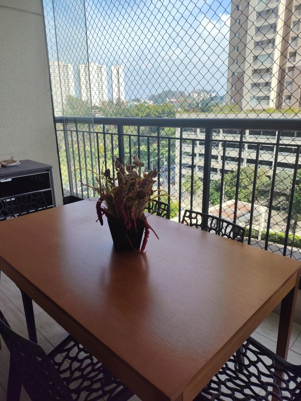 Apartamento 3 dorm à venda em condomínio clube Rua Werner Goldberg Barueri - 