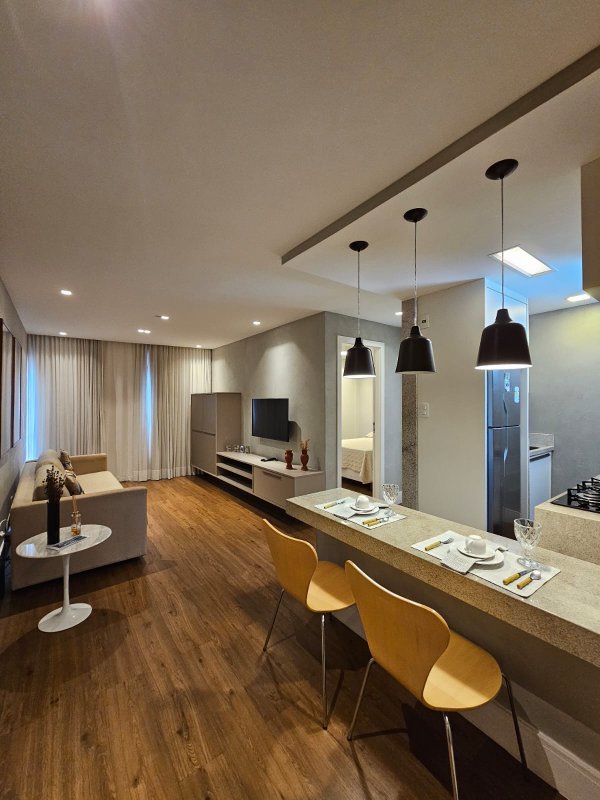 APARTAMENTO SEMI NOVO QUARTO SALA VISTA PANORÂMICA GARAGEM À  VENDA NA BARRA! Avenida Princesa Isabel Salvador - 