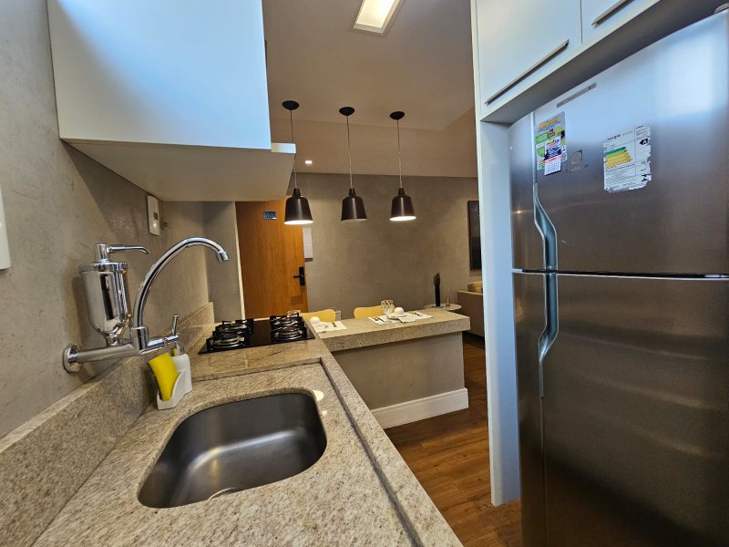 APARTAMENTO SEMI NOVO QUARTO SALA VISTA PANORÂMICA GARAGEM À  VENDA NA BARRA! Avenida Princesa Isabel Salvador - 