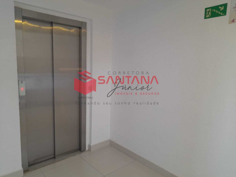 Apartamento 2/4 com planejados e ótima localização em Buraquinho Rua Aurelino Fróes Moreira Lauro de Freitas - 