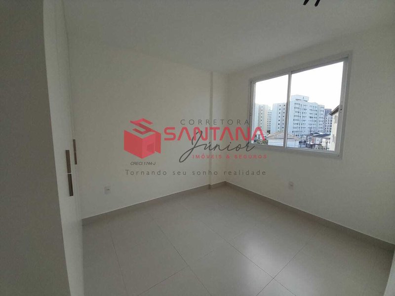 Apartamento 2/4 com planejados e ótima localização em Buraquinho Rua Aurelino Fróes Moreira Lauro de Freitas - 
