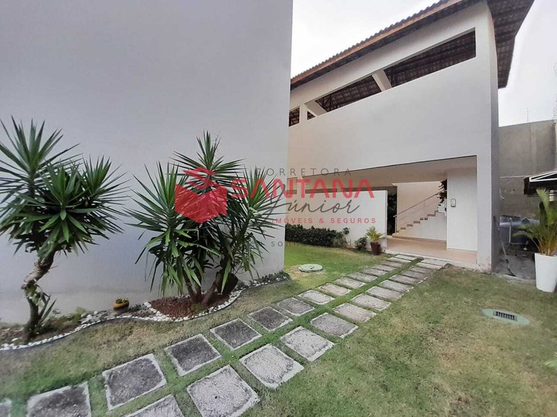 Apartamento 2/4 com planejados e ótima localização em Buraquinho Rua Aurelino Fróes Moreira Lauro de Freitas - 