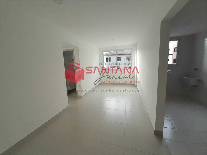 Apartamento 2/4 com planejados e ótima localização em Buraquinho Rua Aurelino Fróes Moreira Lauro de Freitas - 
