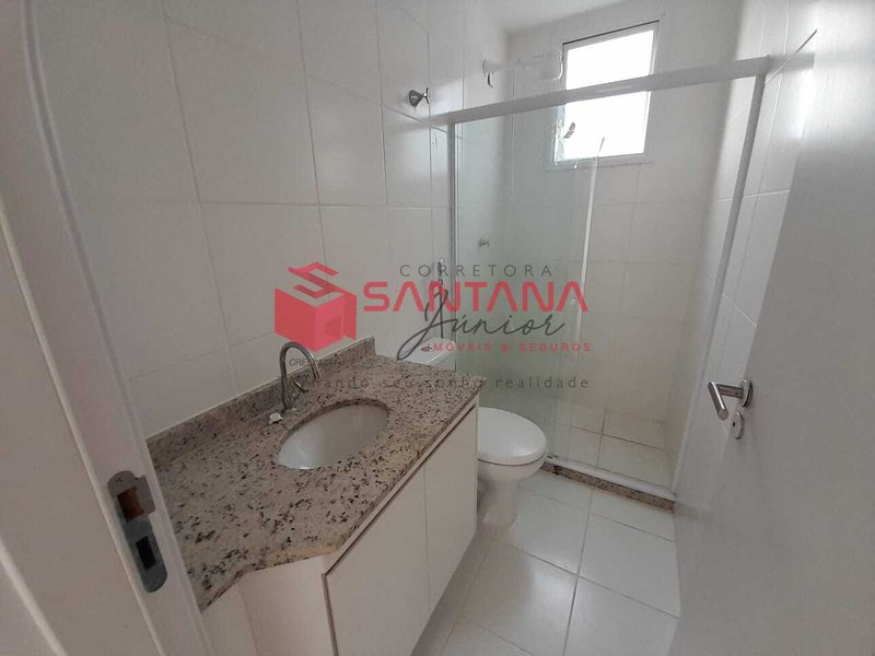 Apartamento 2/4 com planejados e ótima localização em Buraquinho Rua Aurelino Fróes Moreira Lauro de Freitas - 