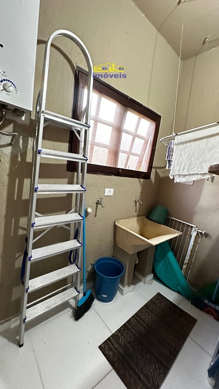 Casa dentro de condomínio em rua sem saída na estrada do cascalho Estrada do Cascalho São Sebastião - 