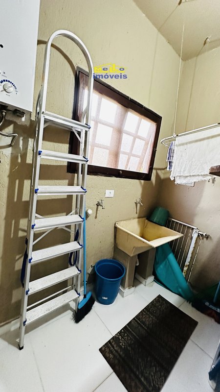 Casa dentro de condomínio em rua sem saída na estrada do cascalho Estrada do Cascalho São Sebastião - 