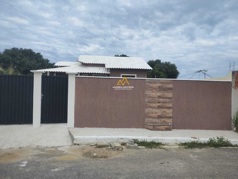 Casa com 3 quartos à venda, 97 m² por R$ 400.000,00 - Bambuí - Maricá/RJ  Maricá - 