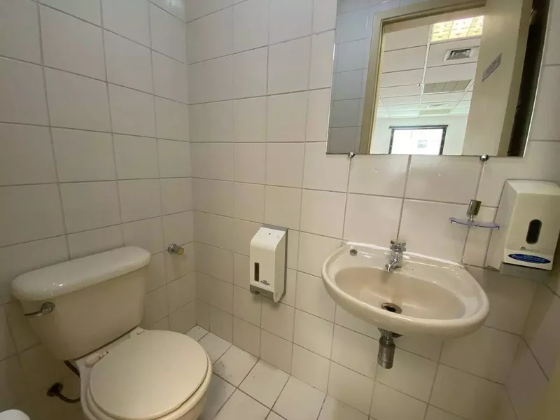 VENDO CONJUNTO COMERCIAL – 31M2 – 1 VAGA – RENDA GARANTIDA!! Rua Helena São Paulo - 
