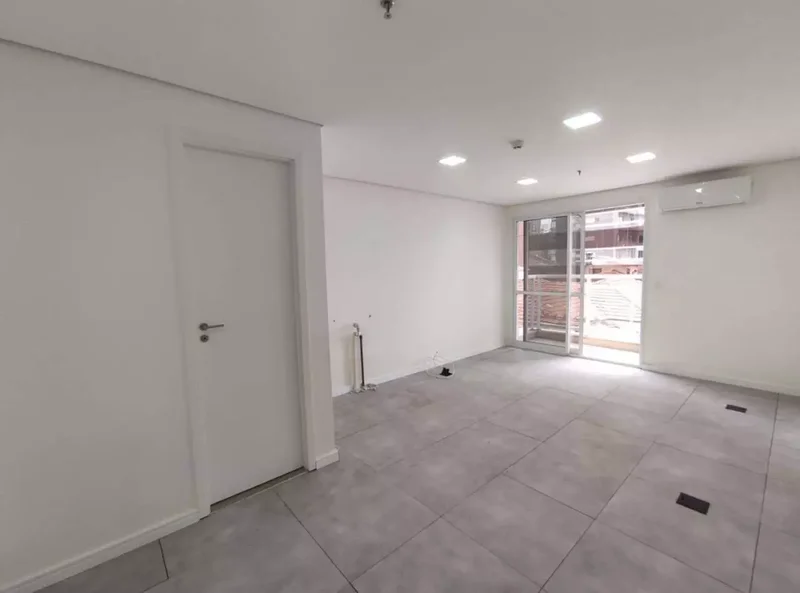 VENDO CONJUNTO COMERCIAL 27M2 – 1 VAGA Rua Apeninos São Paulo - 