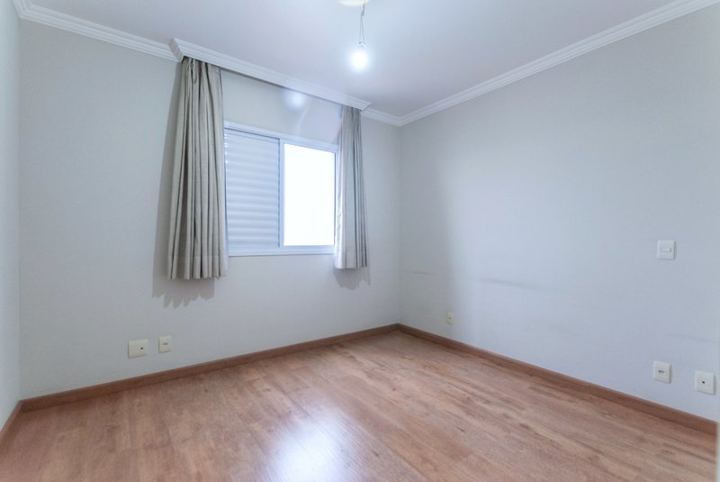 Apartamento 69m² no Ipiranga 2 dorm 1 vaga Rua Américo Samarone São Paulo - 