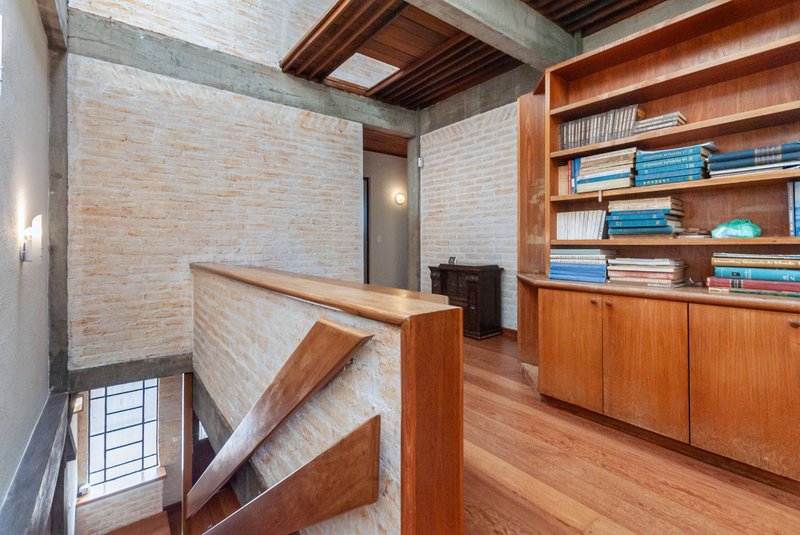 Casa 230m² no Jd Paulistano 3 dorm 1 suíte 3 vagas Rua Iraci São Paulo - 