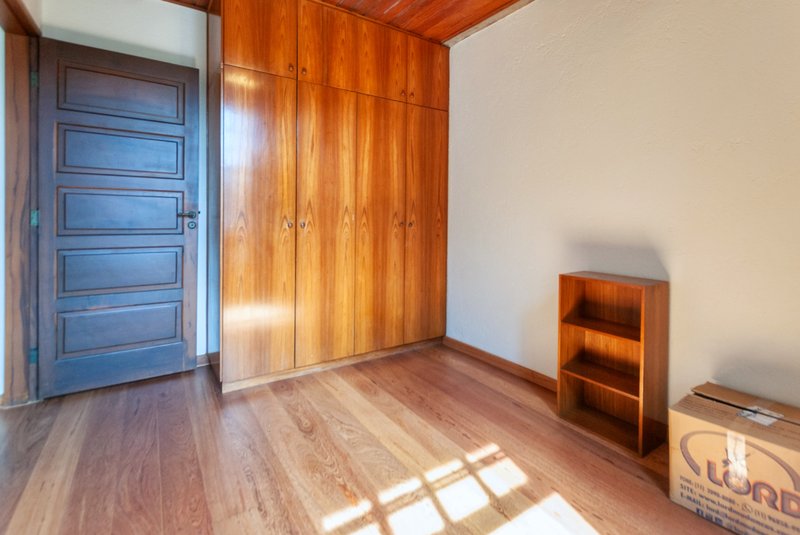 Casa 230m² no Jd Paulistano 3 dorm 1 suíte 3 vagas Rua Iraci São Paulo - 