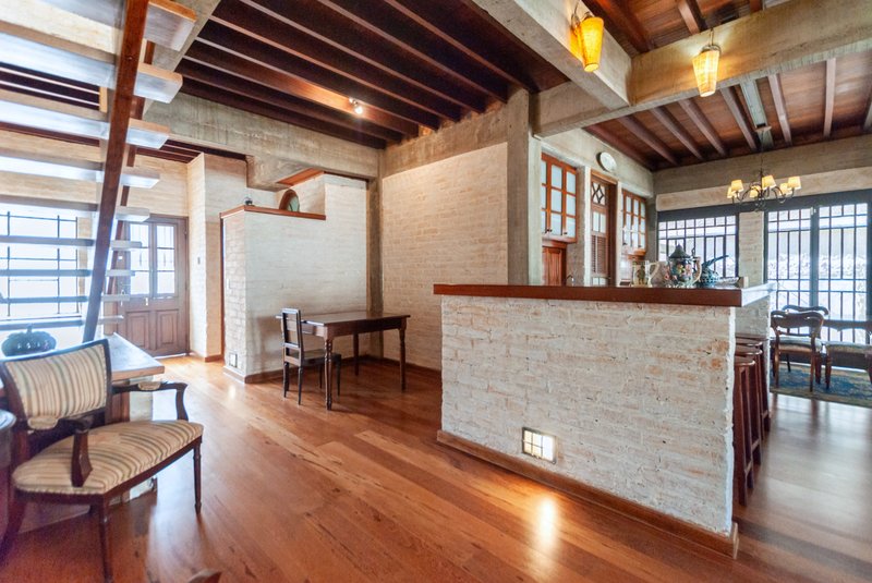 Casa 230m² no Jd Paulistano 3 dorm 1 suíte 3 vagas Rua Iraci São Paulo - 